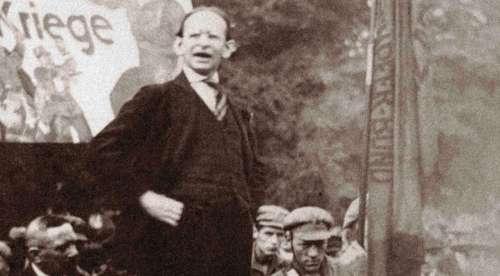 Werner Scholem sprach am 2. August 1925 auf dem Antikriegstag in Potsdam.